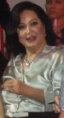 Türkan Şoray at an Istanbul book signing in 2014, not at an award ceremony