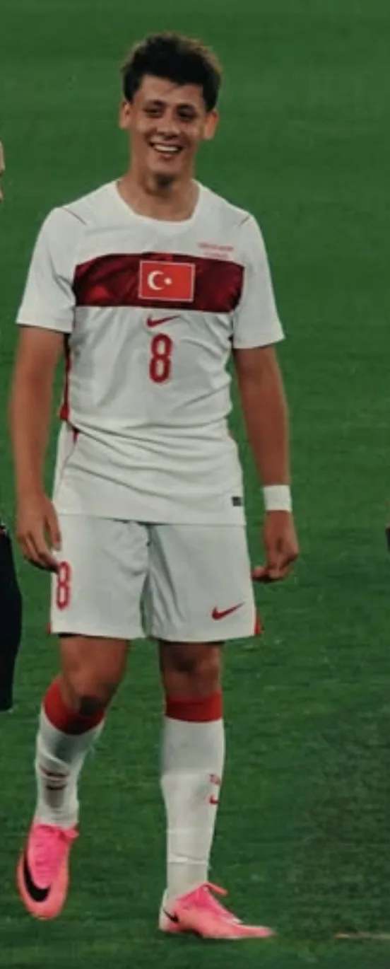 Arda Güler Türkiye millî takım formasıyla